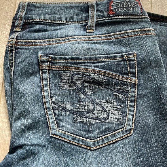 Silver Jean 🩶 AIKO - Picture 2 of 5